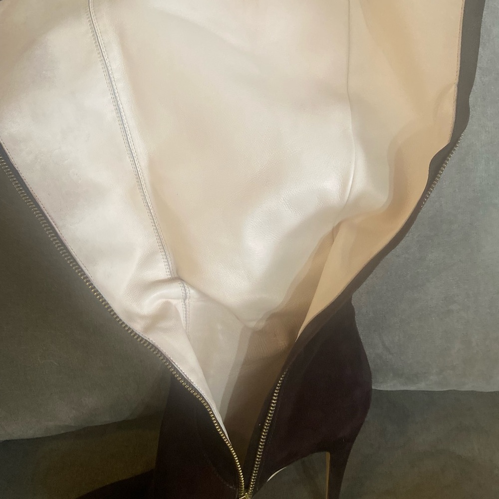 Butter Shoes Brown Suede Knee-High Boots Pointed Toe Stiletto Heel Size 40 Italy - Picture 10 of 12
